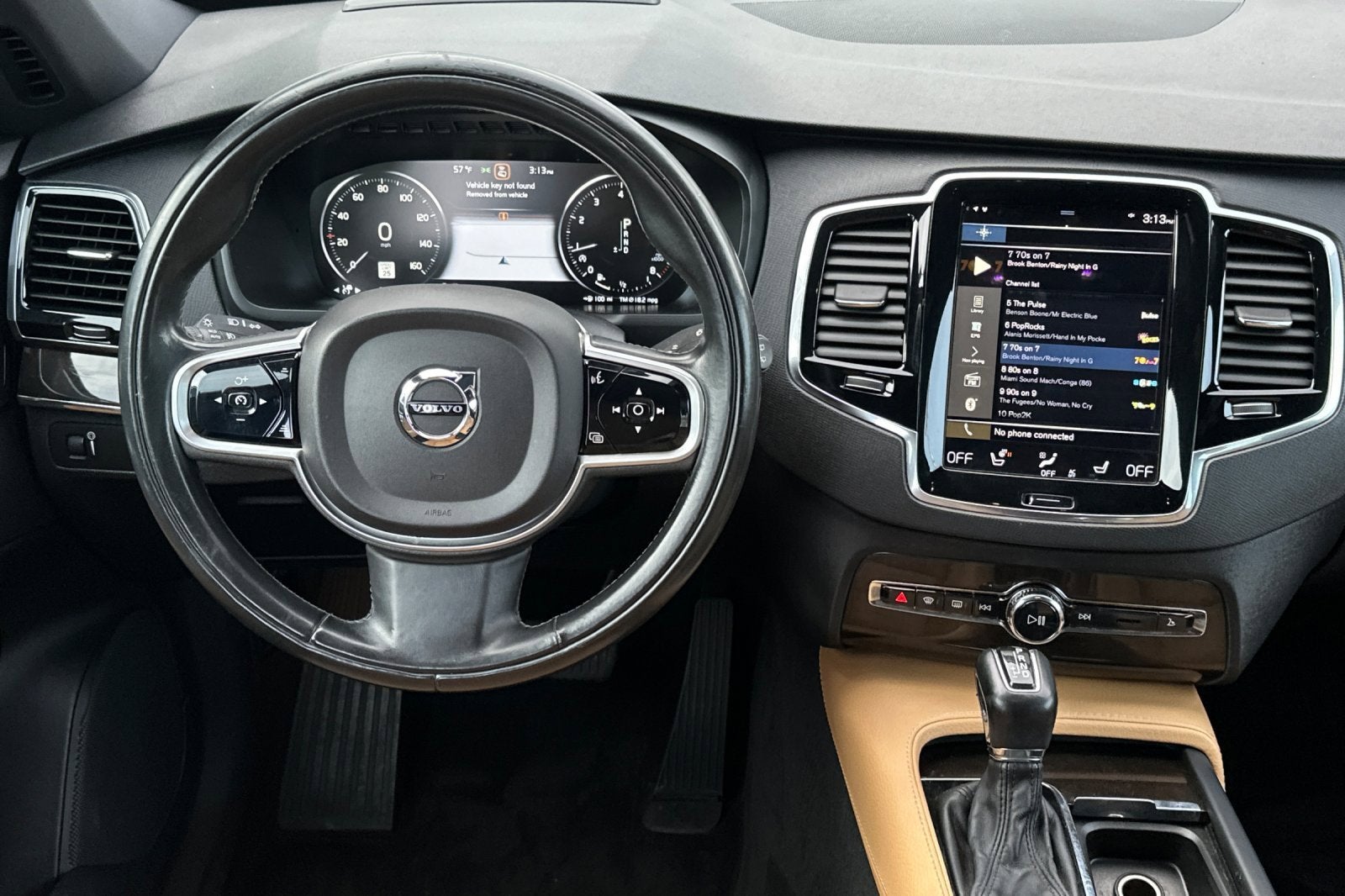 2017 Volvo XC90 Momentum