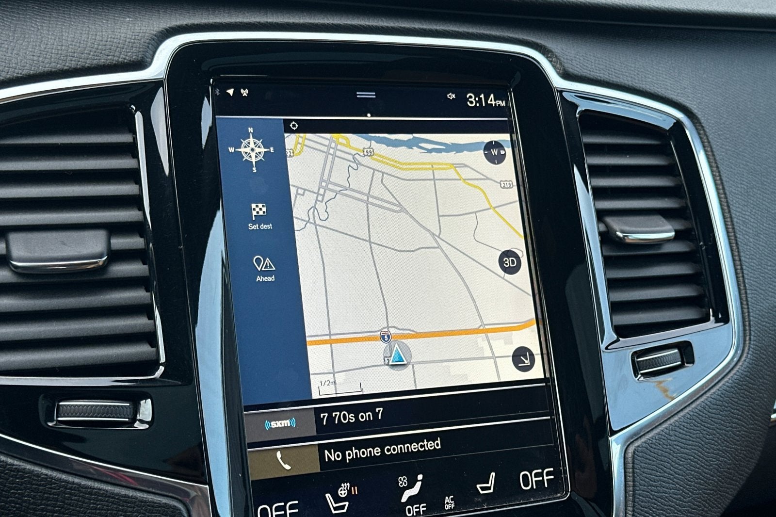 2017 Volvo XC90 Momentum