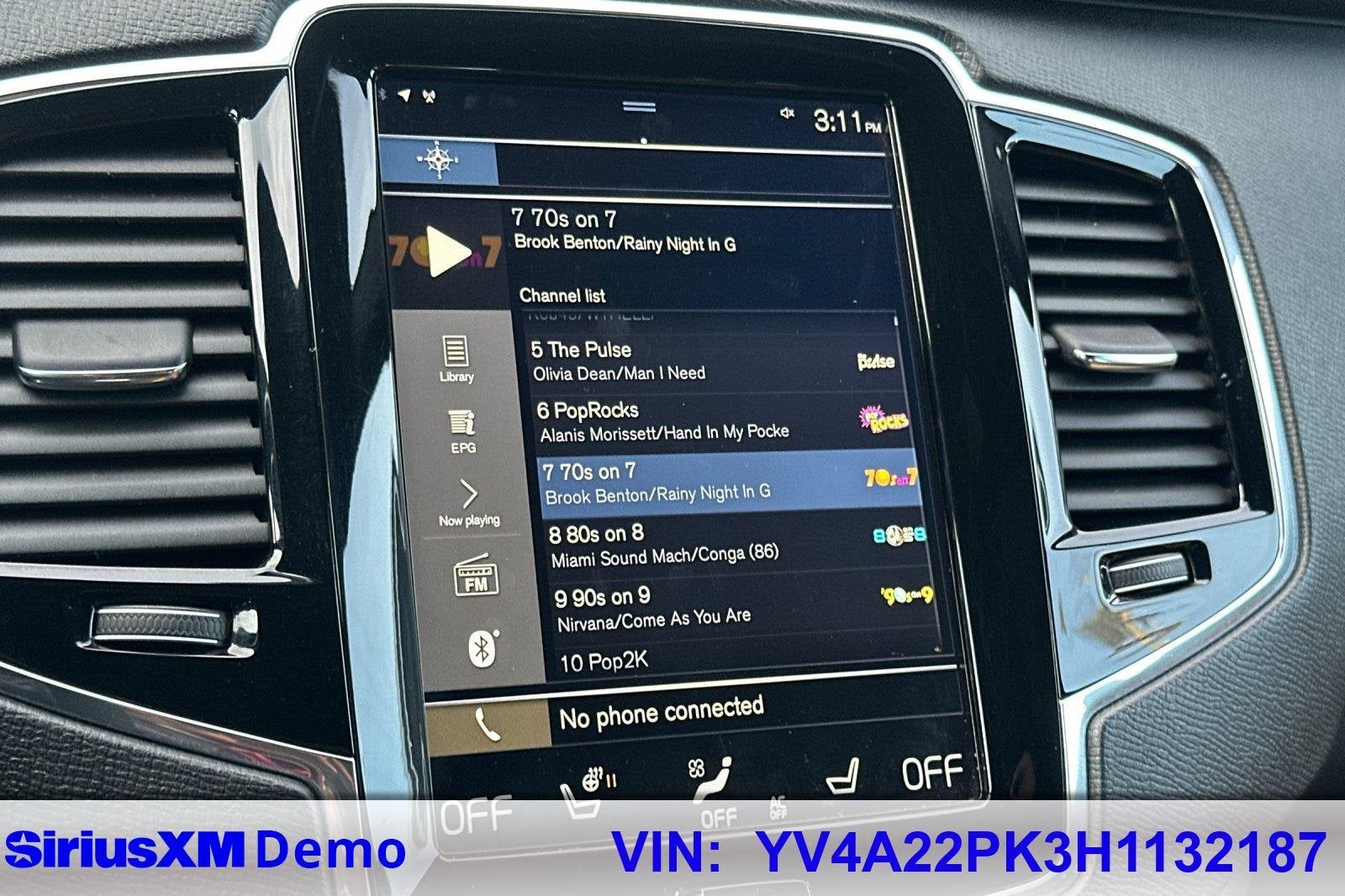 2017 Volvo XC90 Momentum