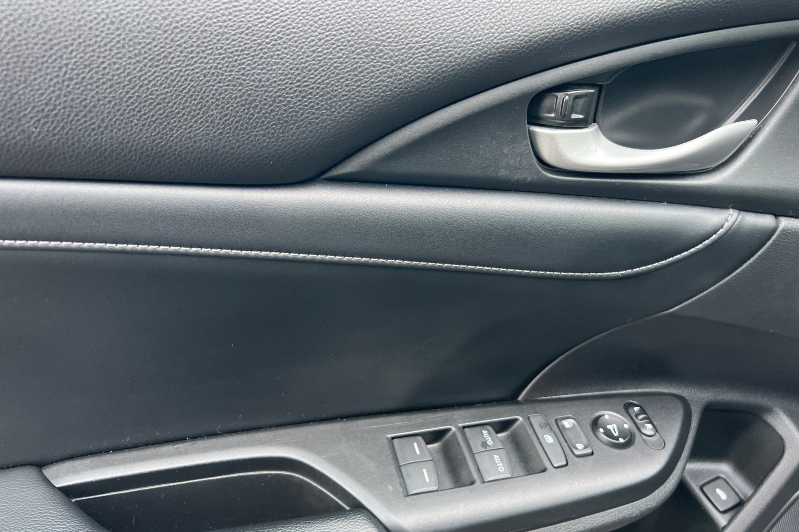 2021 Honda Insight Touring