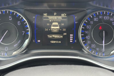2016 Chrysler 200 Limited