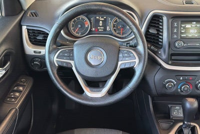 2017 Jeep Cherokee Sport