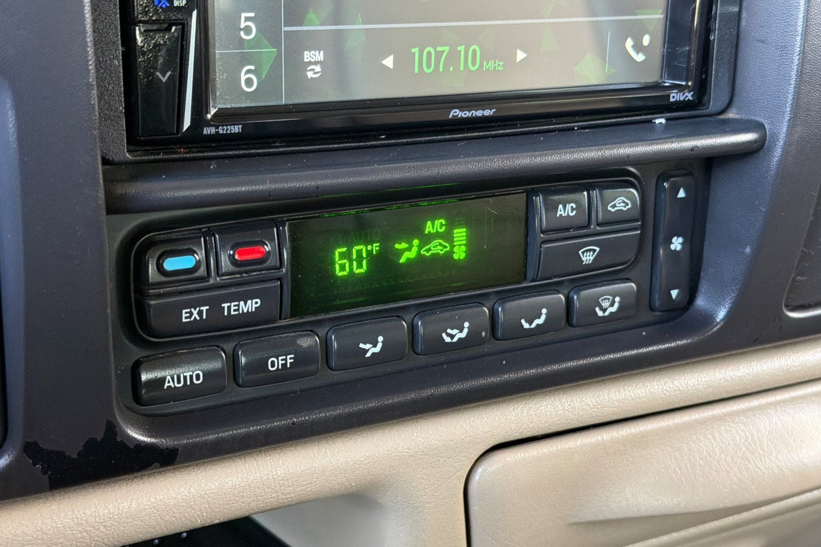 2005 Ford Excursion Eddie Bauer
