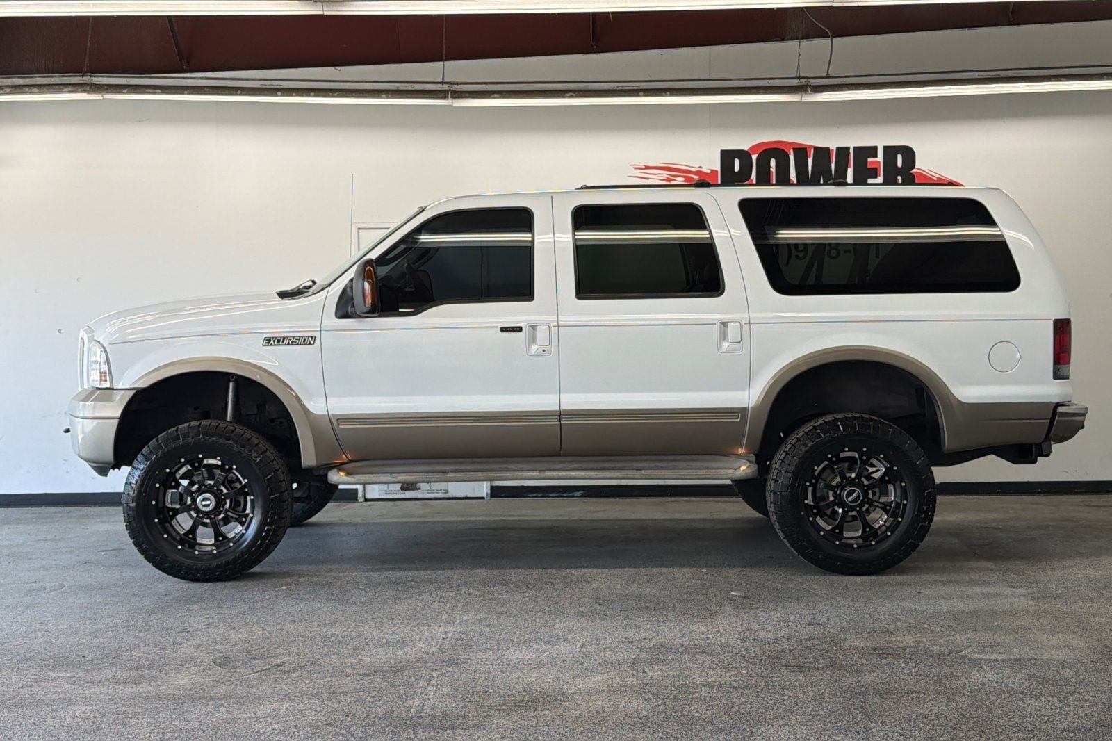 2005 Ford Excursion Eddie Bauer