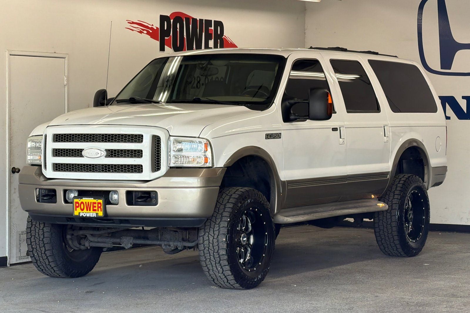 2005 Ford Excursion Eddie Bauer