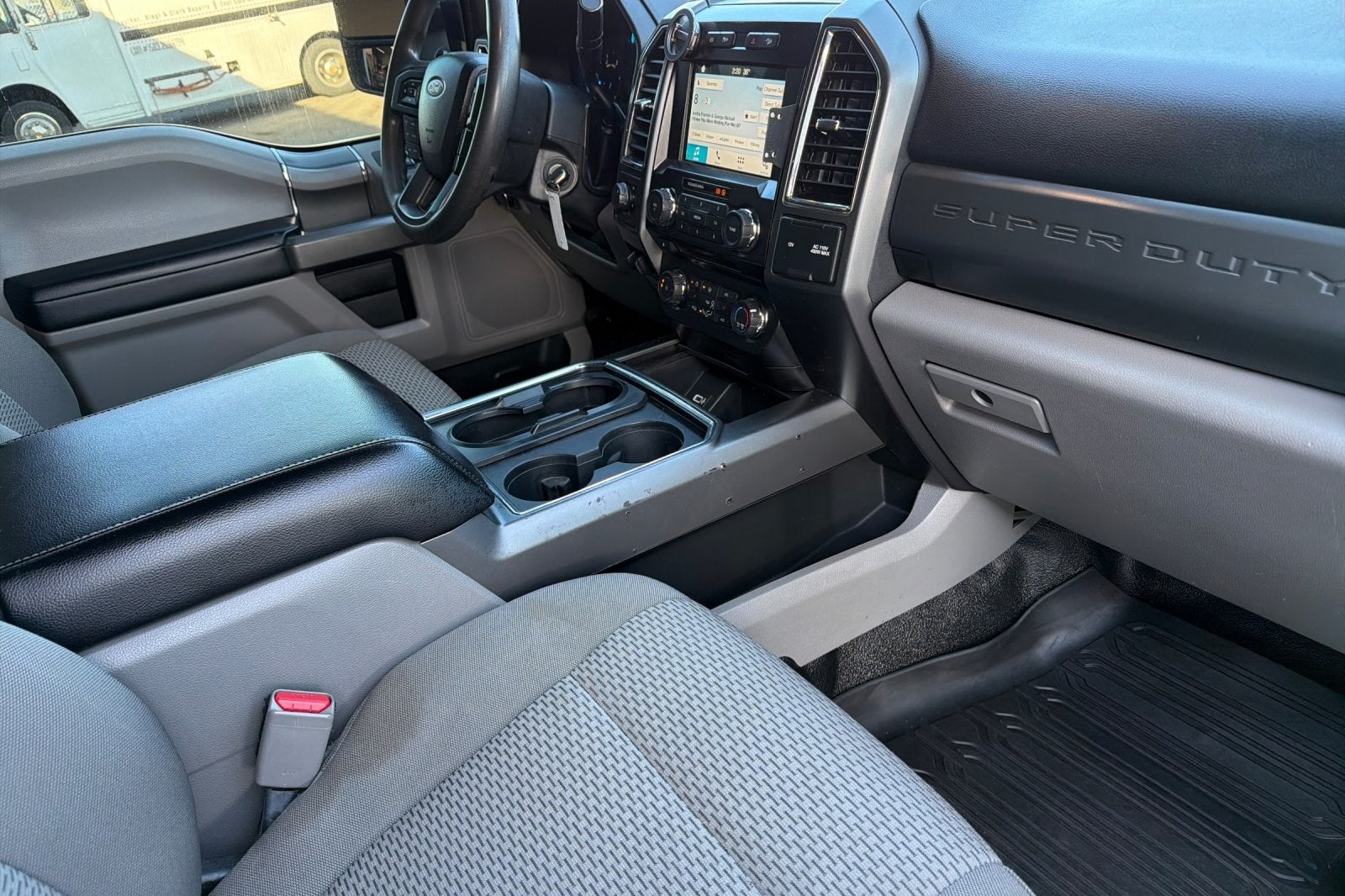 2017 Ford F-350SD XLT