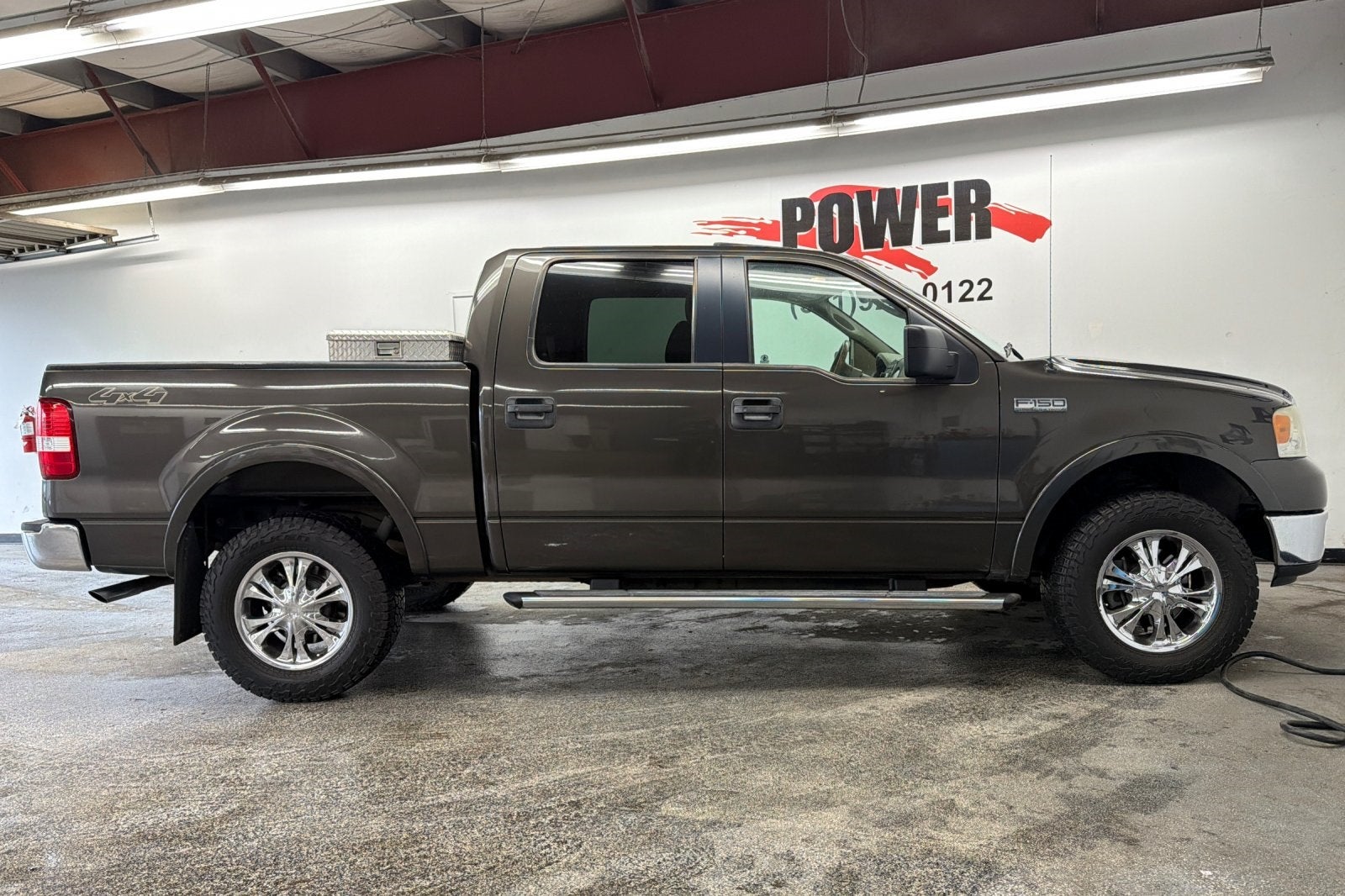 2005 Ford F-150 Base