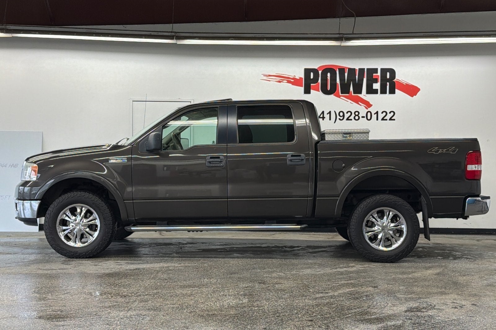 2005 Ford F-150 Base