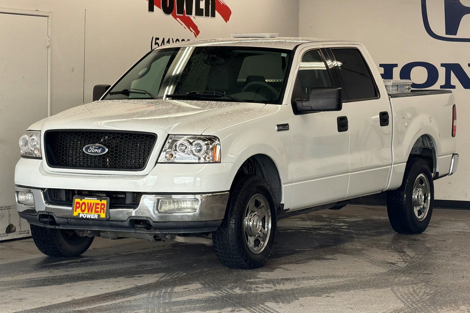 2004 Ford F-150 Base