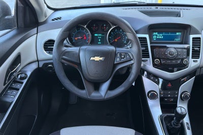 2013 Chevrolet Cruze LS