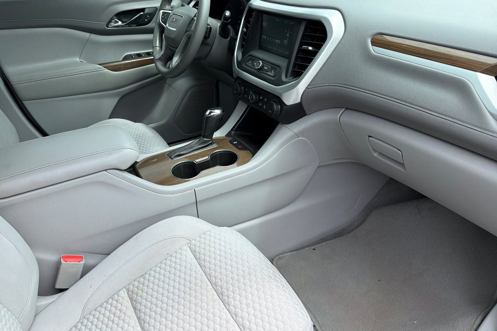 2019 GMC Acadia SLE-1