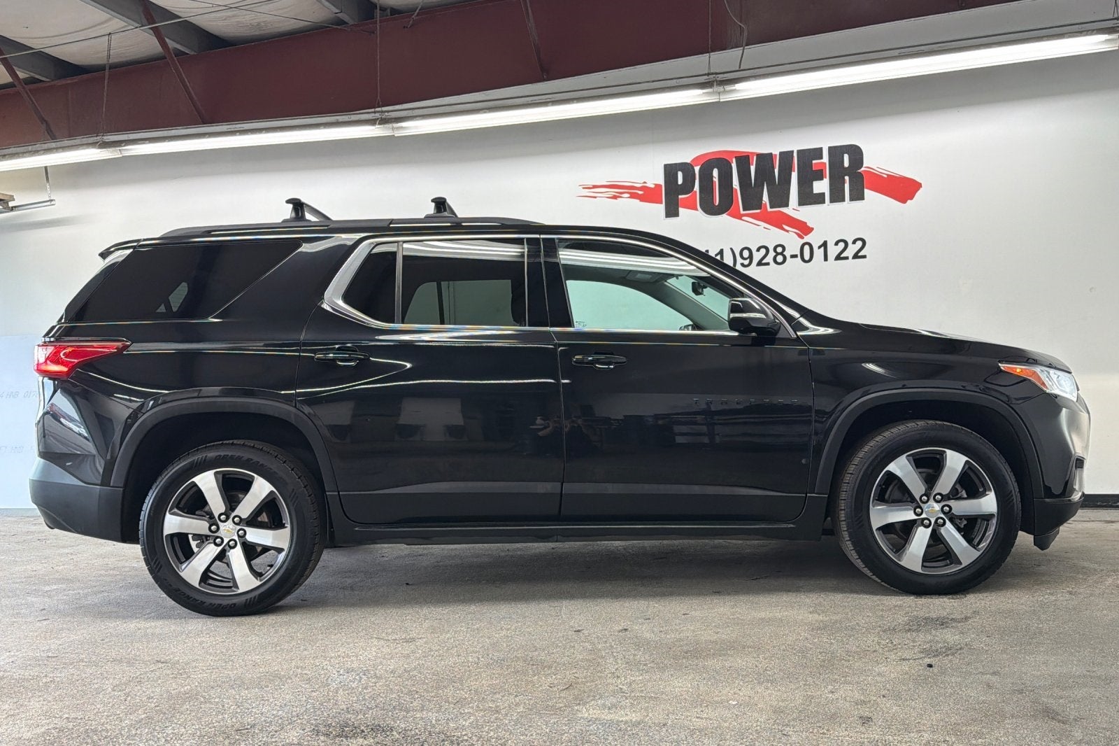 2021 Chevrolet Traverse LT Leather