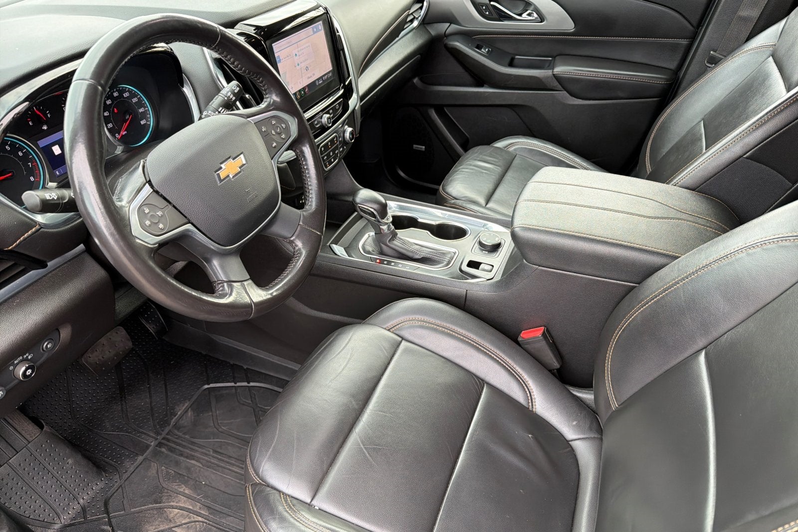 2021 Chevrolet Traverse LT Leather