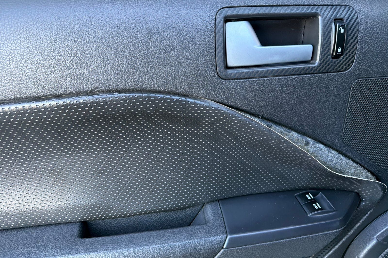 2007 Ford Mustang Base