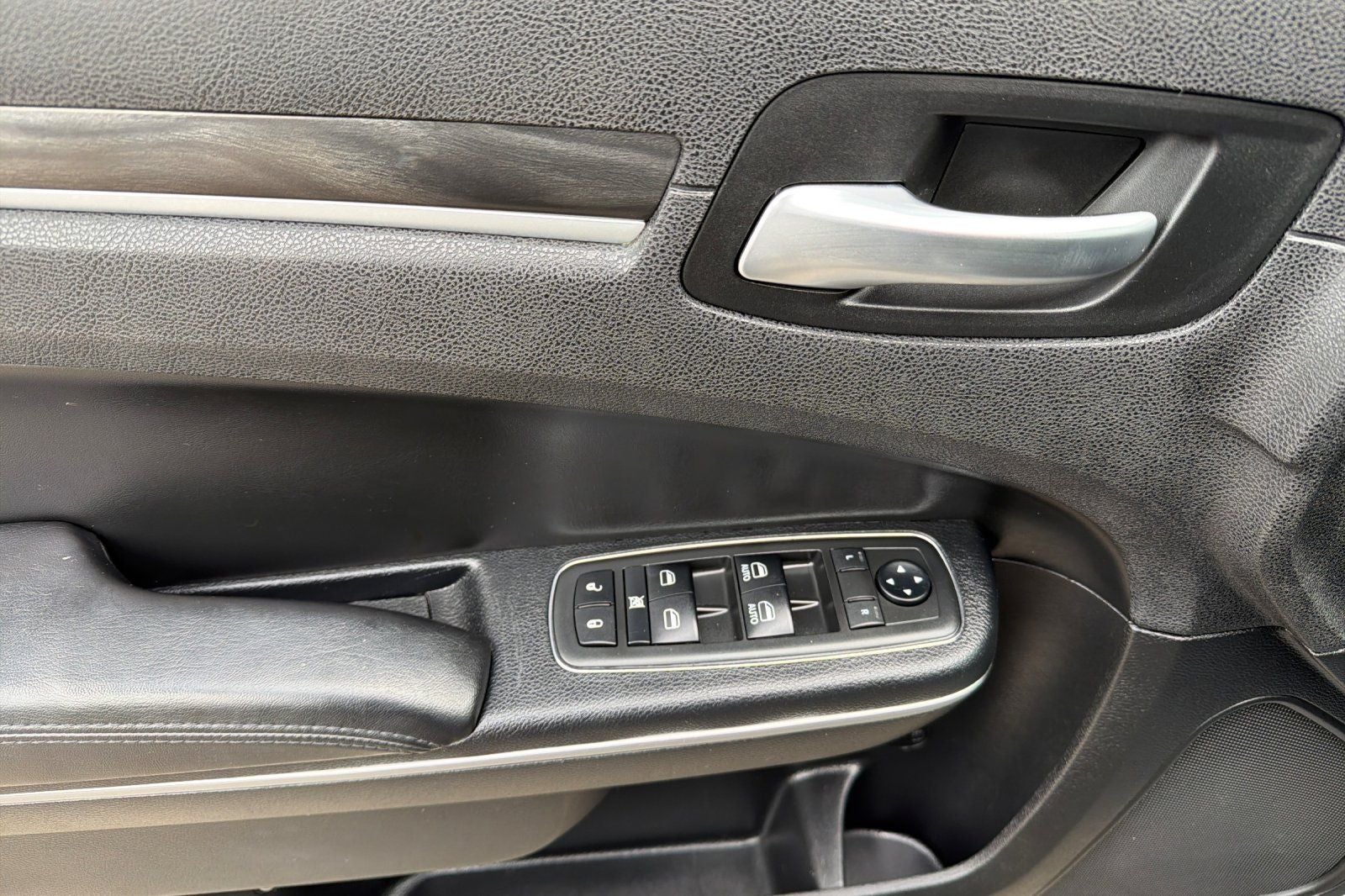 2019 Chrysler 300 Touring