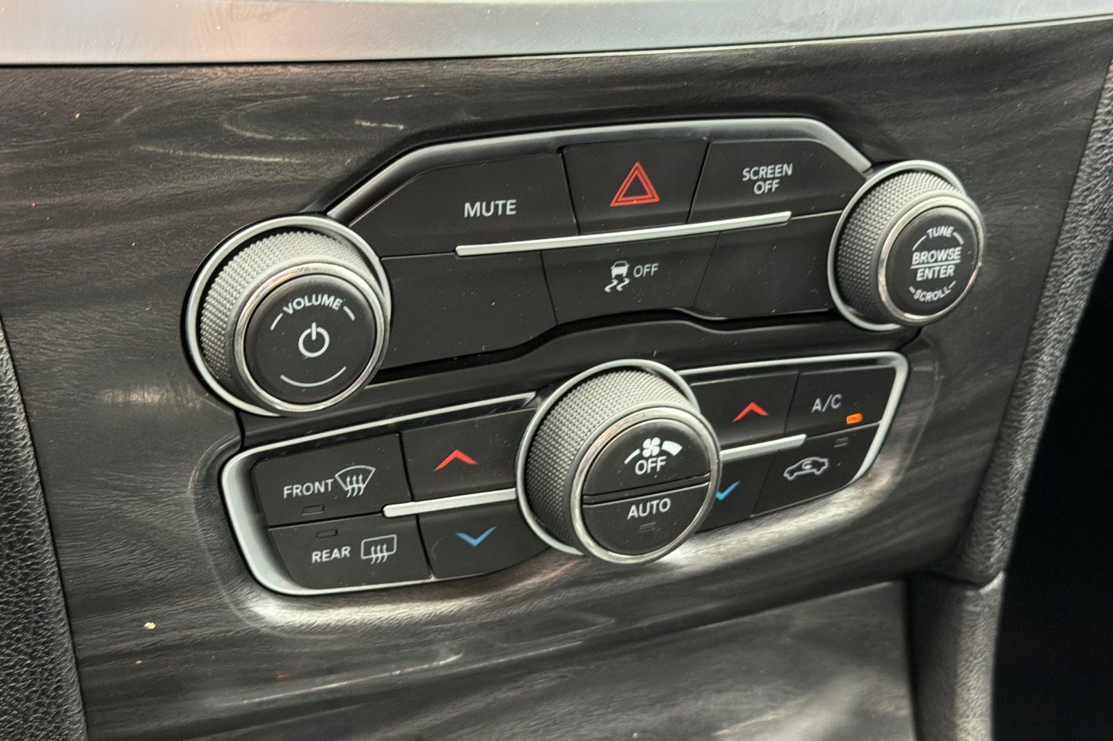 2019 Chrysler 300 Touring