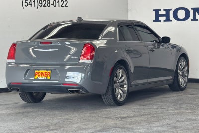 2019 Chrysler 300 Touring