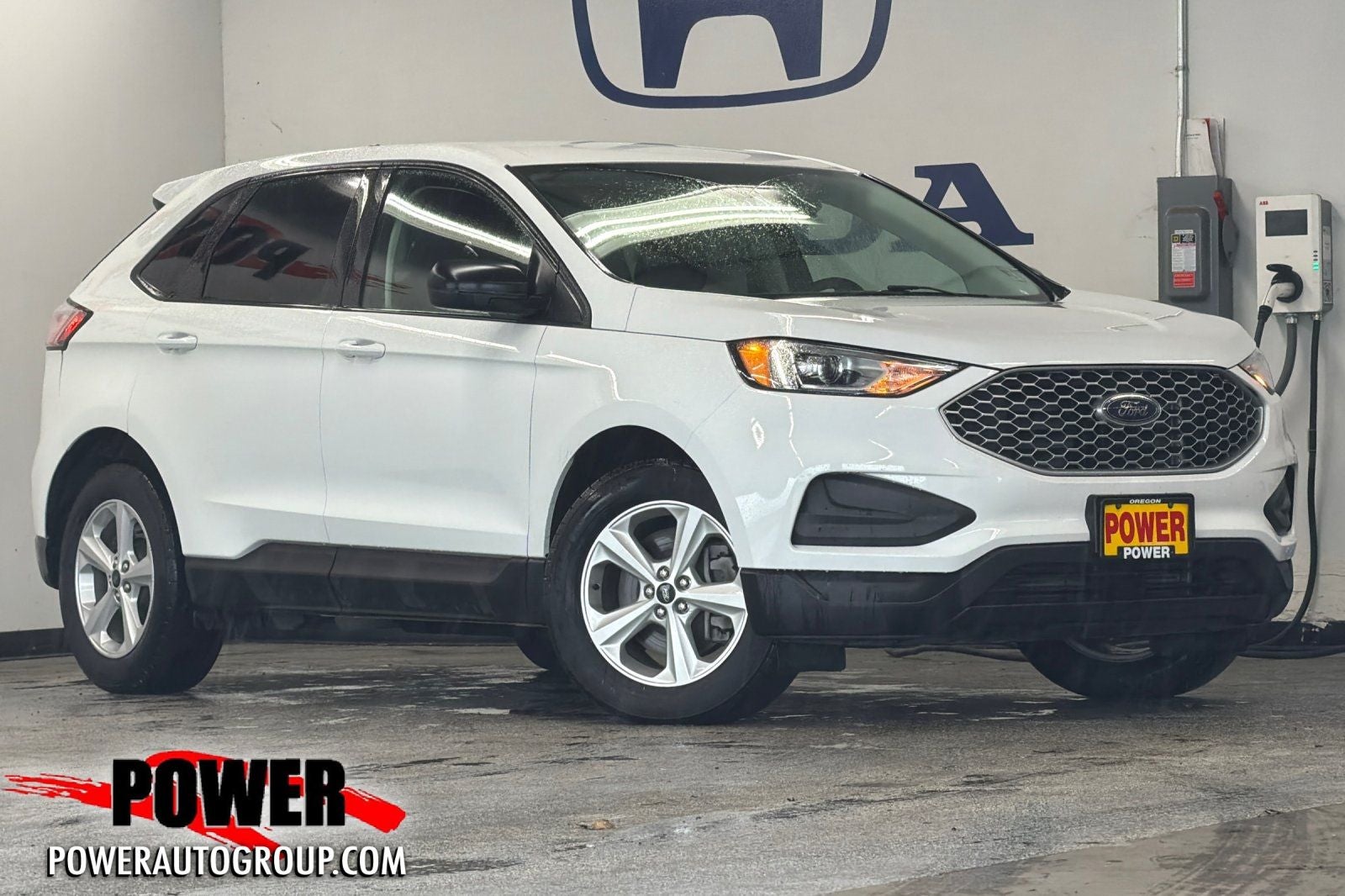 2023 Ford Edge SE