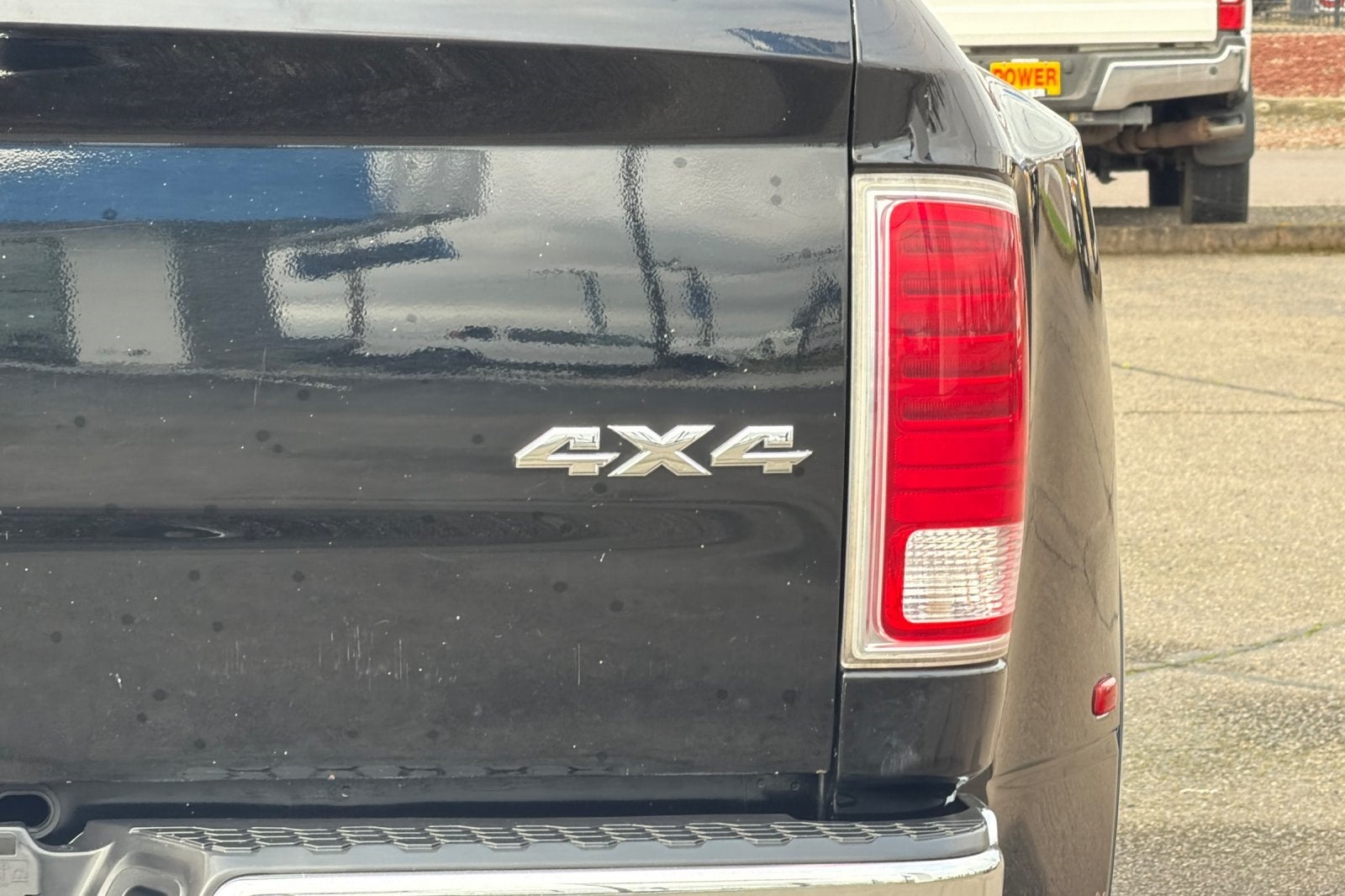 2014 RAM 3500 Laramie