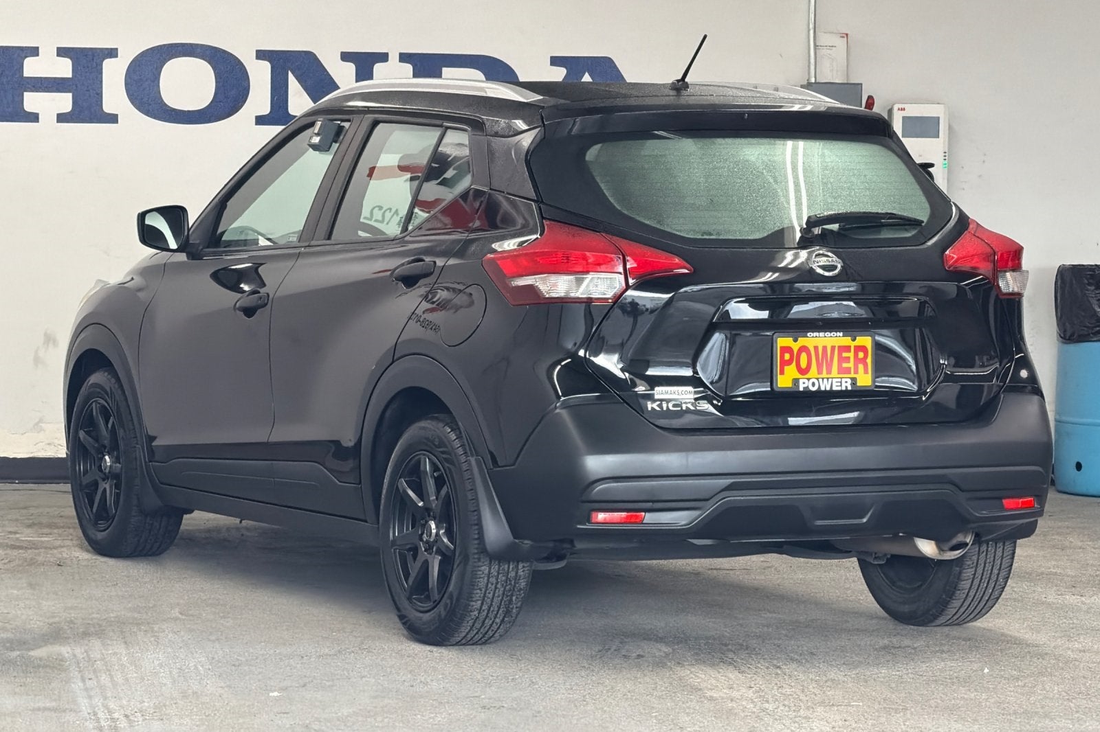 2018 Nissan Kicks S