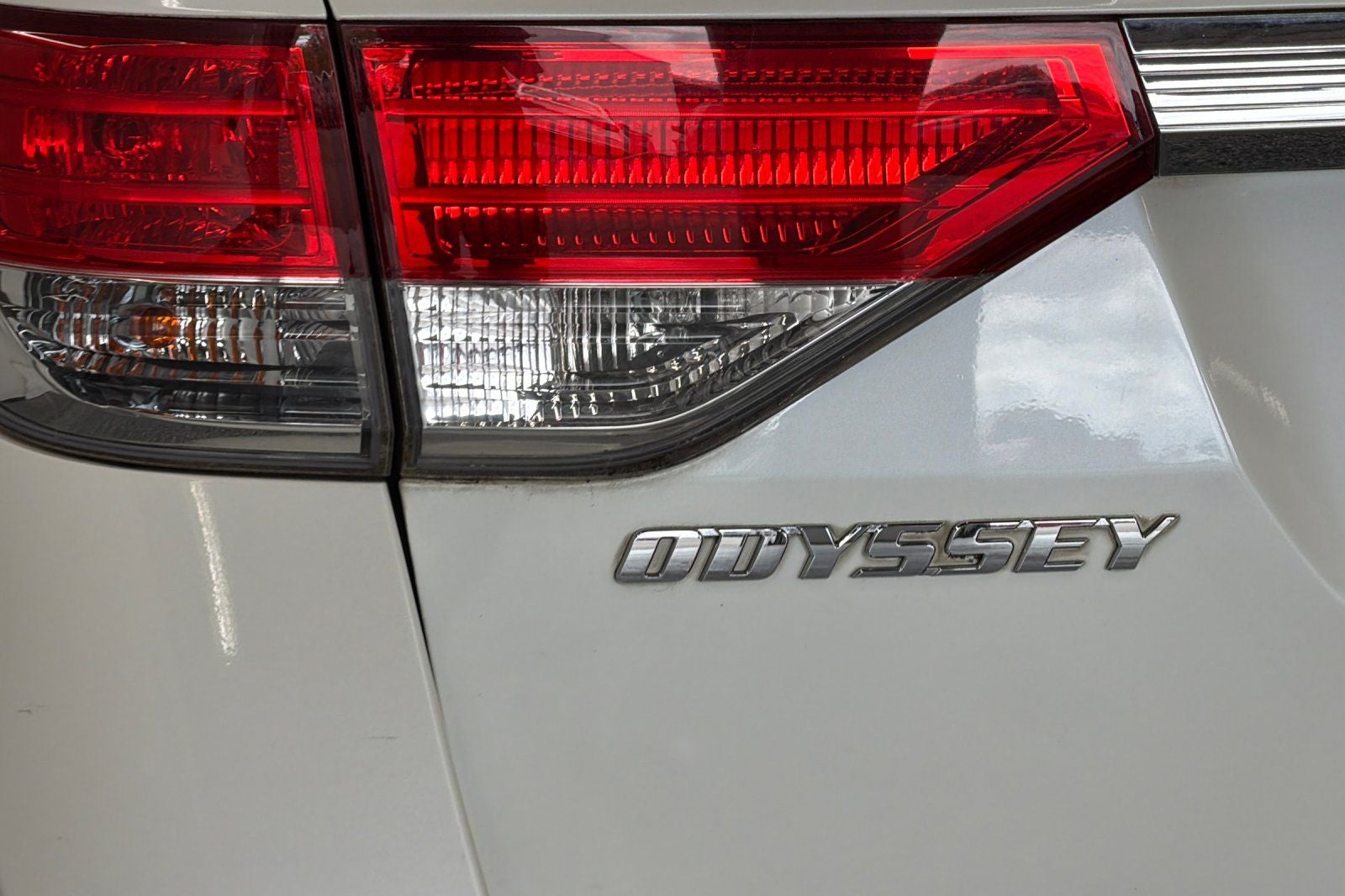 2016 Honda Odyssey EX-L - Reconstructed Title