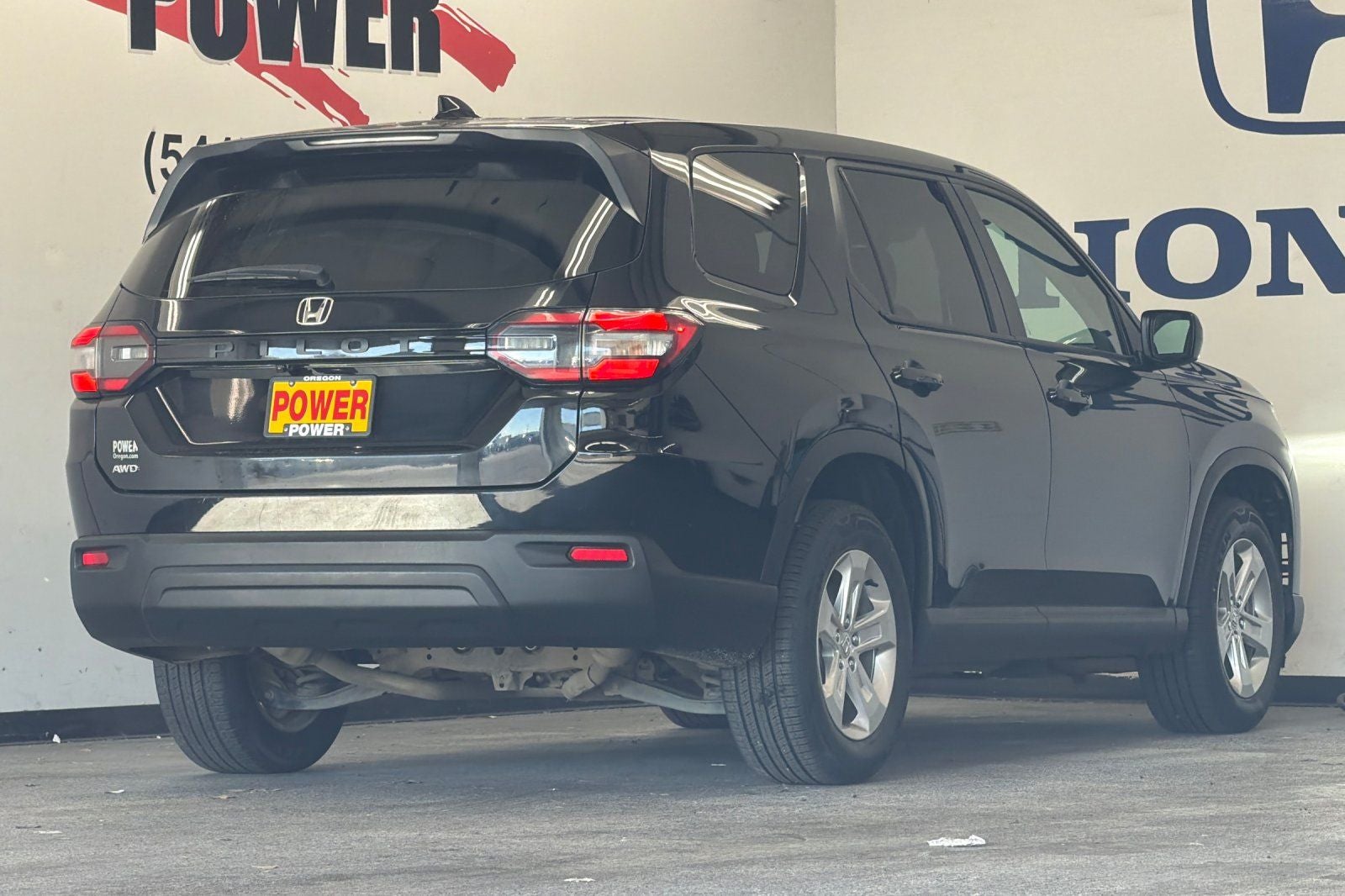 2023 Honda Pilot LX