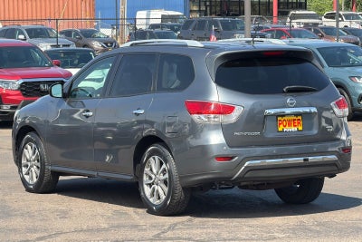 2015 Nissan Pathfinder SV