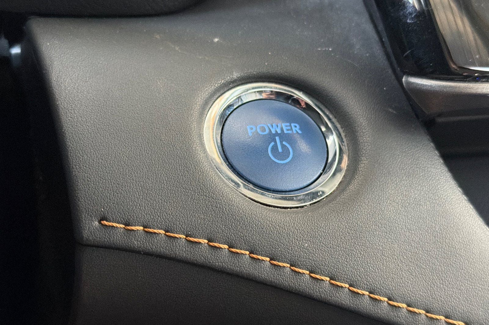 2022 Toyota Highlander Hybrid Bronze Edition