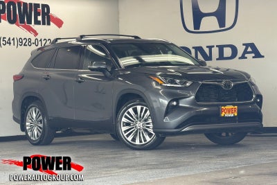 2023 Toyota Highlander Platinum