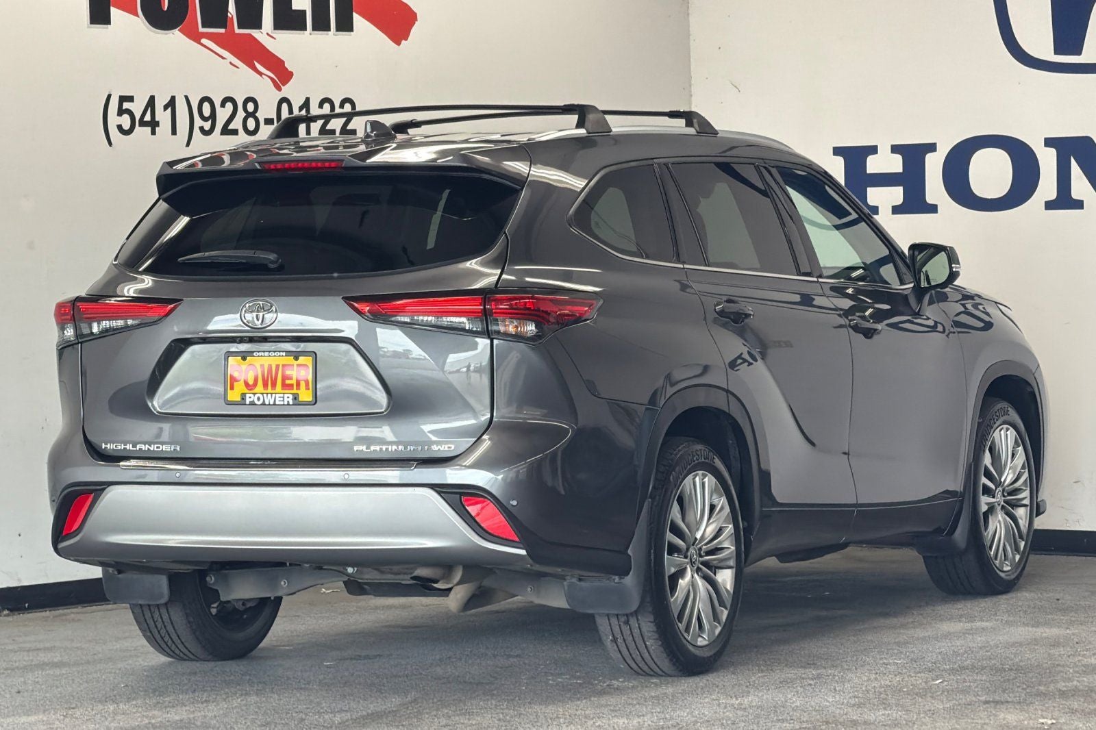 2023 Toyota Highlander Platinum