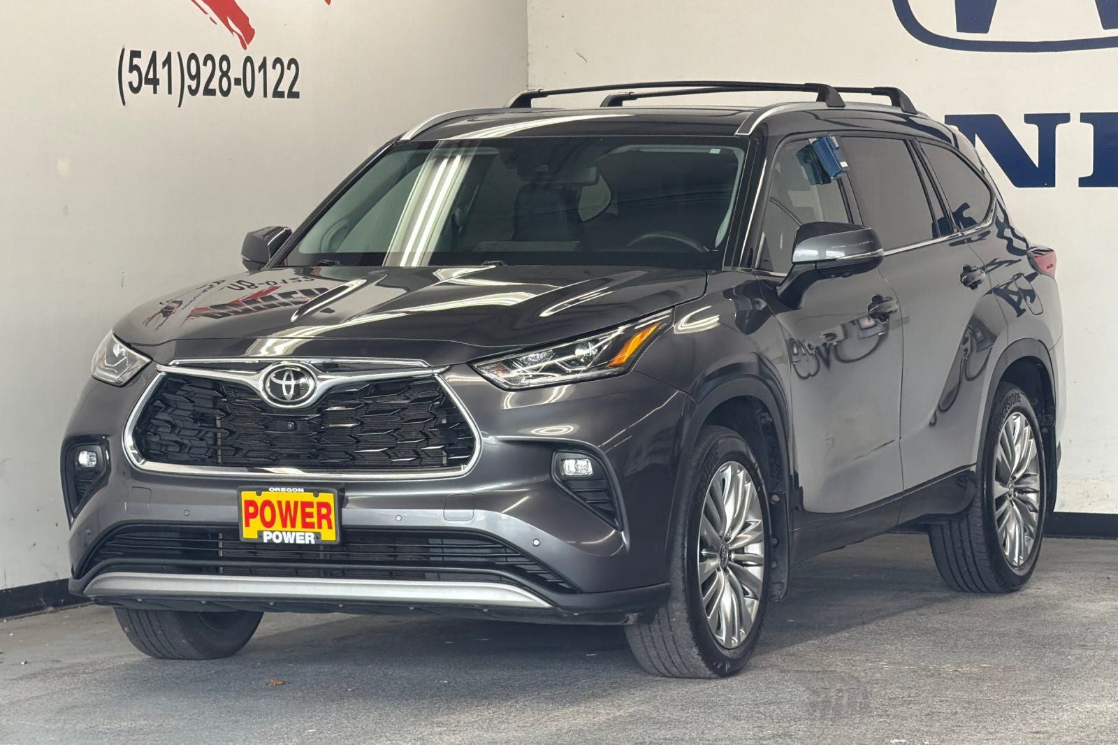 2023 Toyota Highlander Platinum