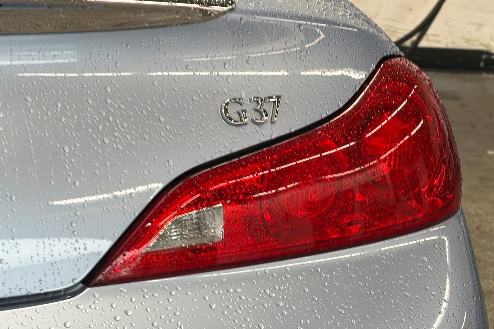 2011 INFINITI G37 Base