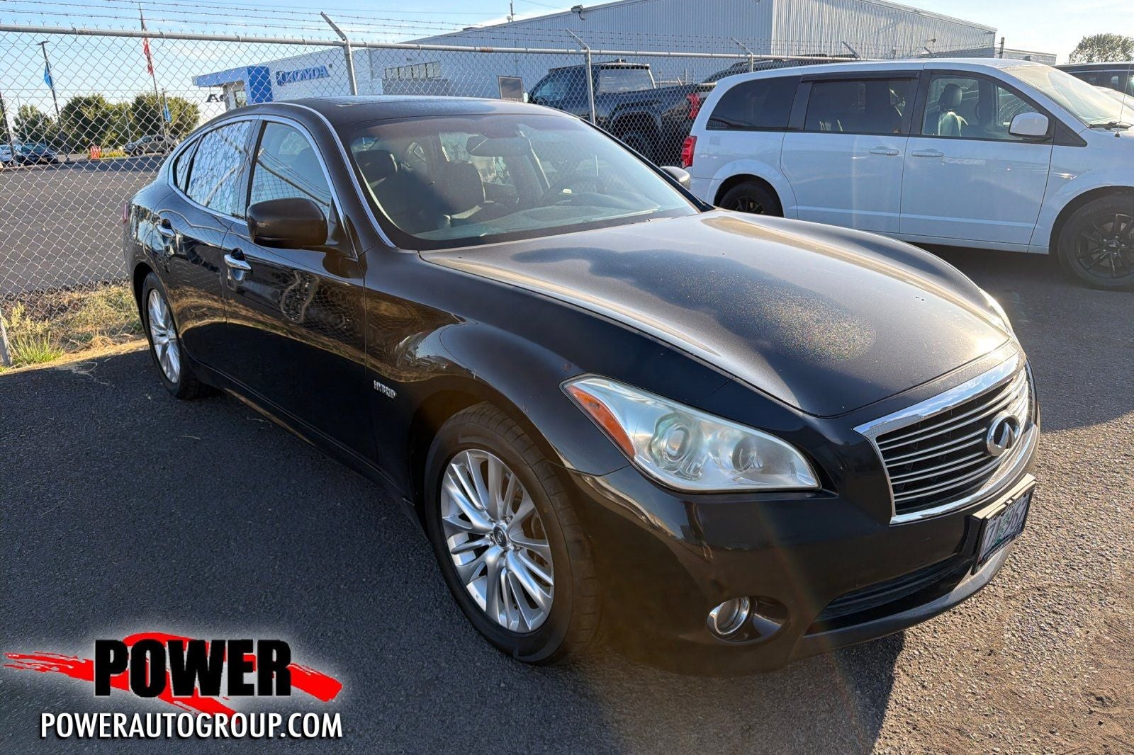 2012 INFINITI M Hybrid M35h