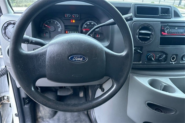 2014 Ford E-350SD Base Cutaway