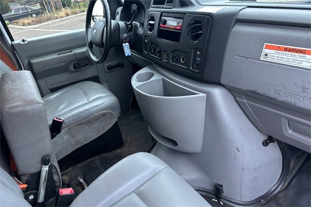 2014 Ford E-350SD Base Cutaway