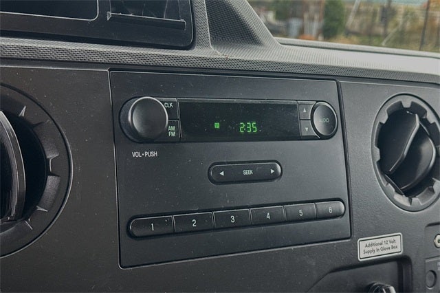 2016 Ford E-350 16 foot box van