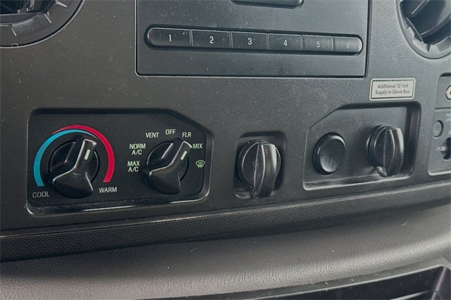 2016 Ford E-350 16 foot box van