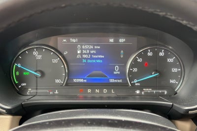 2022 Ford Escape Hybrid SE