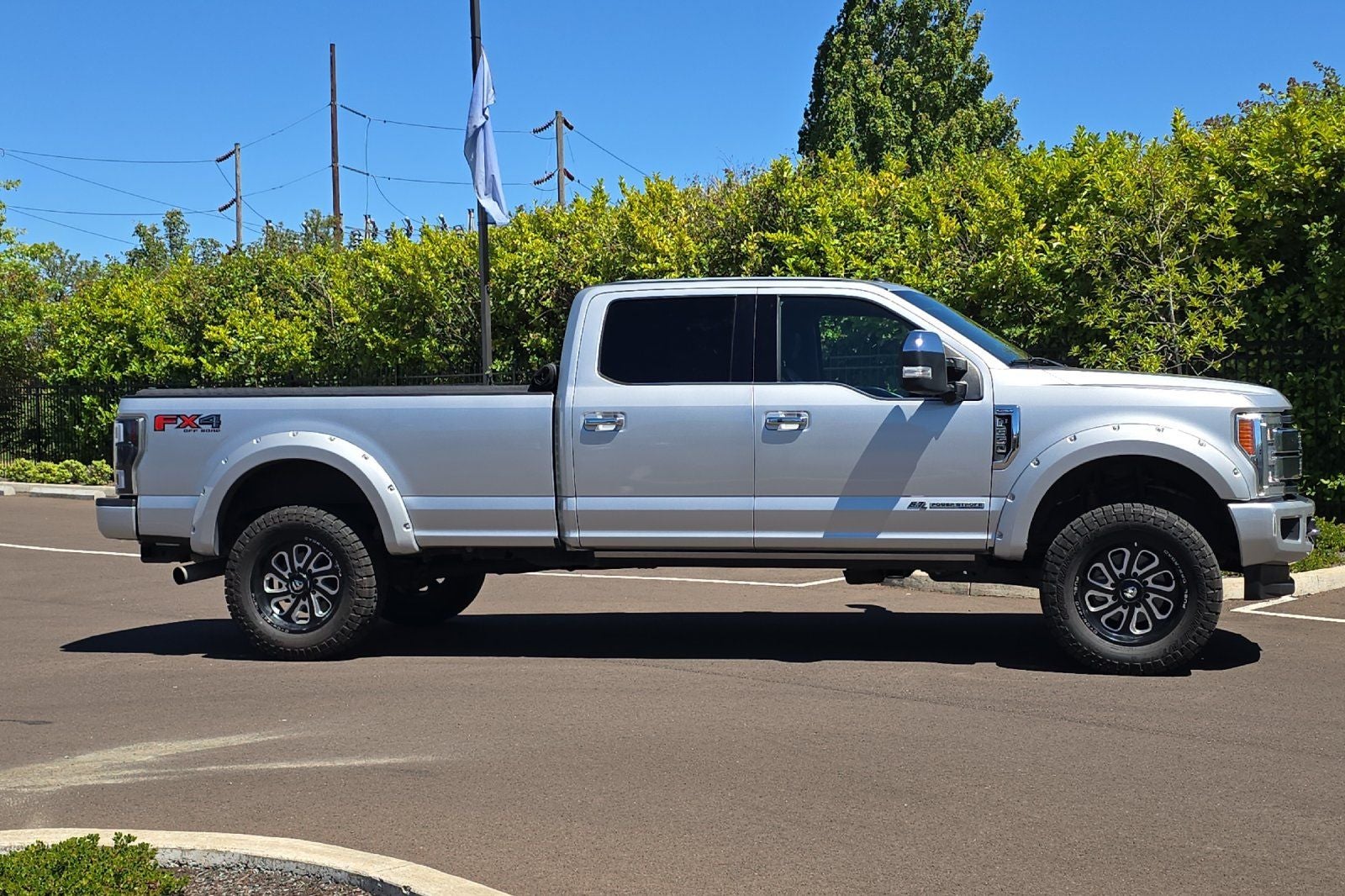 2017 Ford F-350SD Platinum
