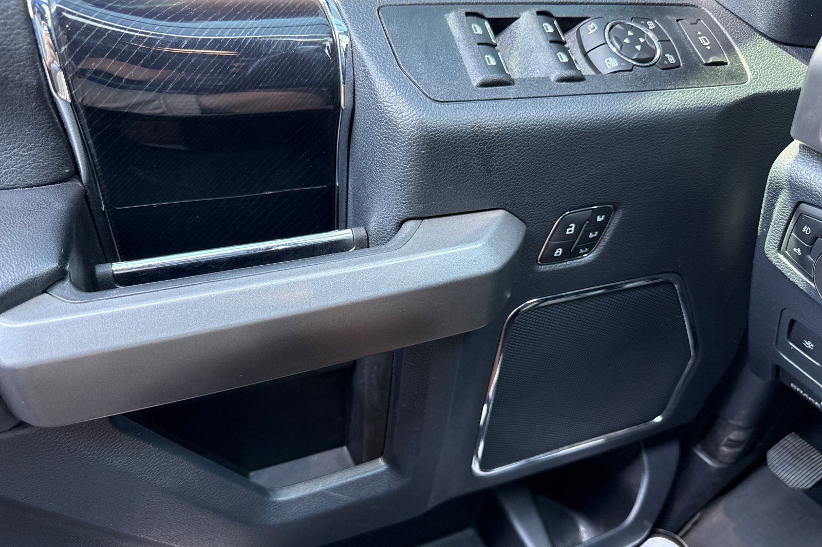 2022 Ford F-350SD Platinum