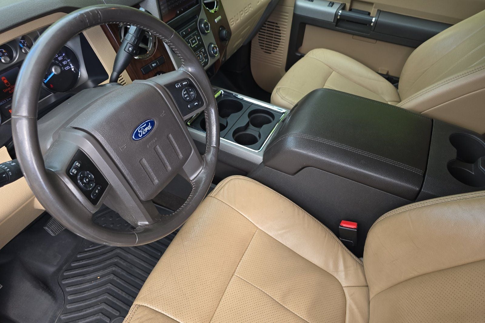 2013 Ford F-350SD Lariat