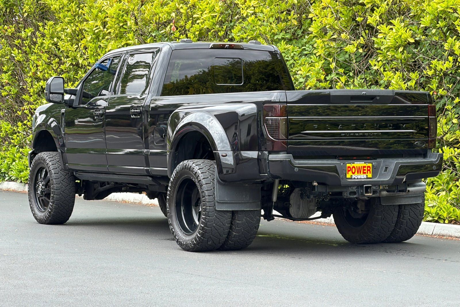 2022 Ford F-350SD Platinum