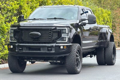2022 Ford F-350SD Platinum