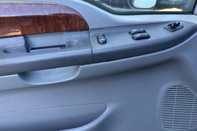 2003 Ford F-250SD Base