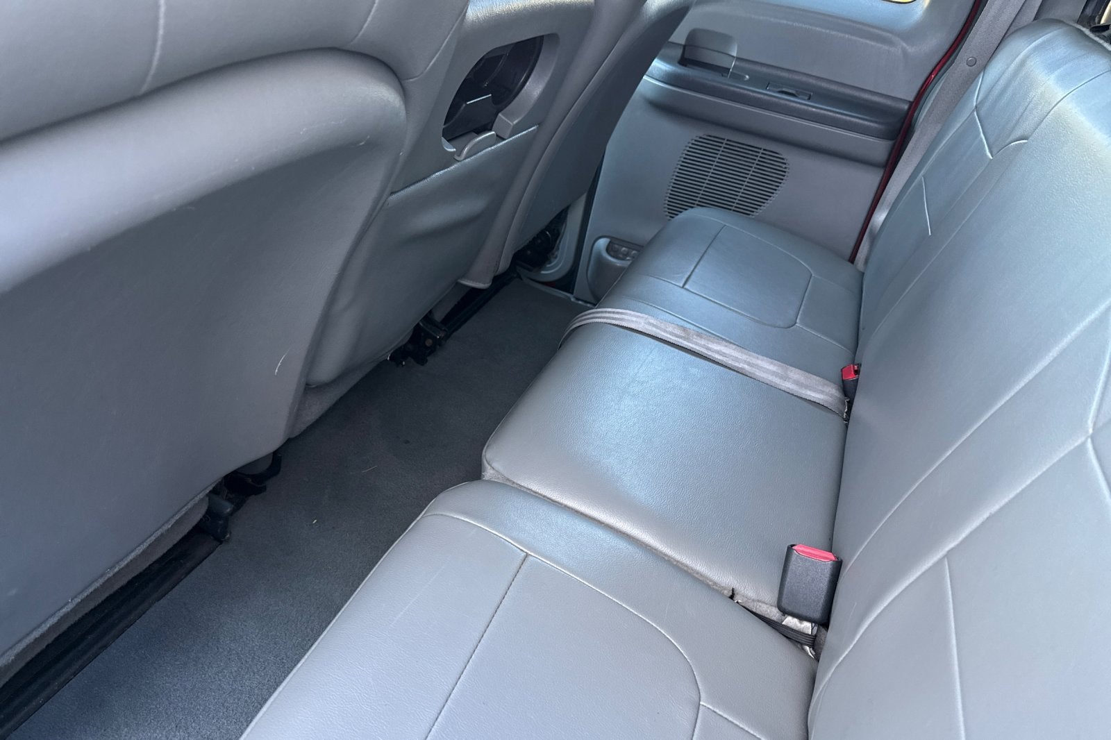 2003 Ford F-250SD Base