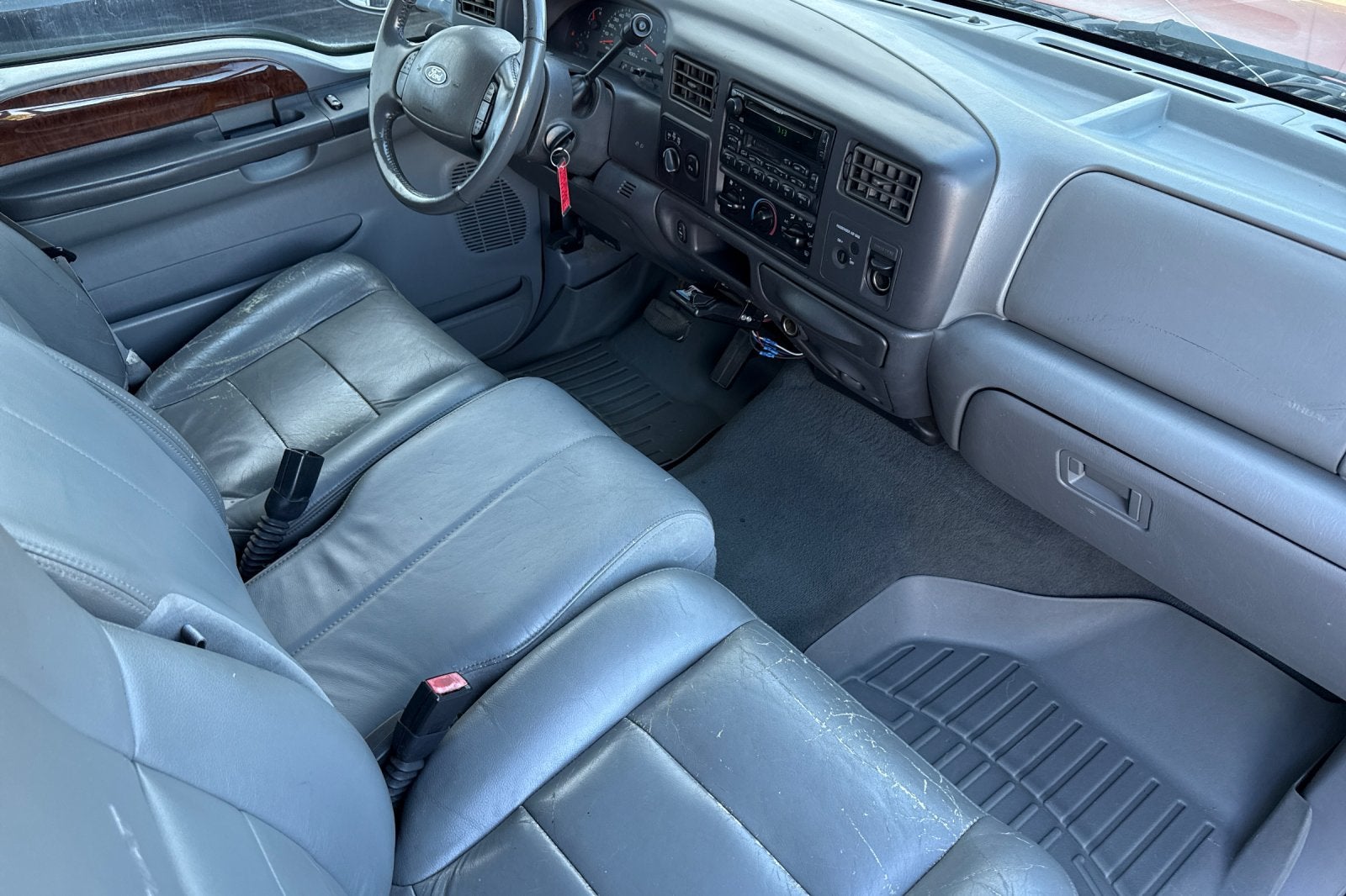2003 Ford F-250SD Base