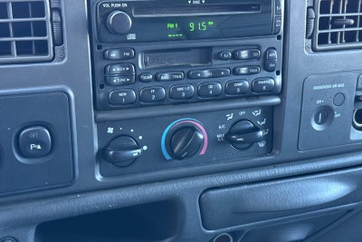 2003 Ford F-250SD Base