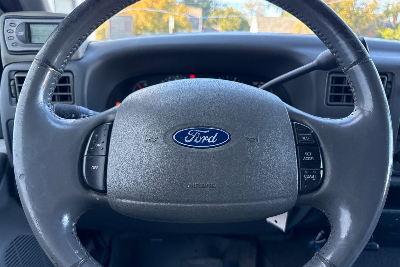 2003 Ford F-250SD Base