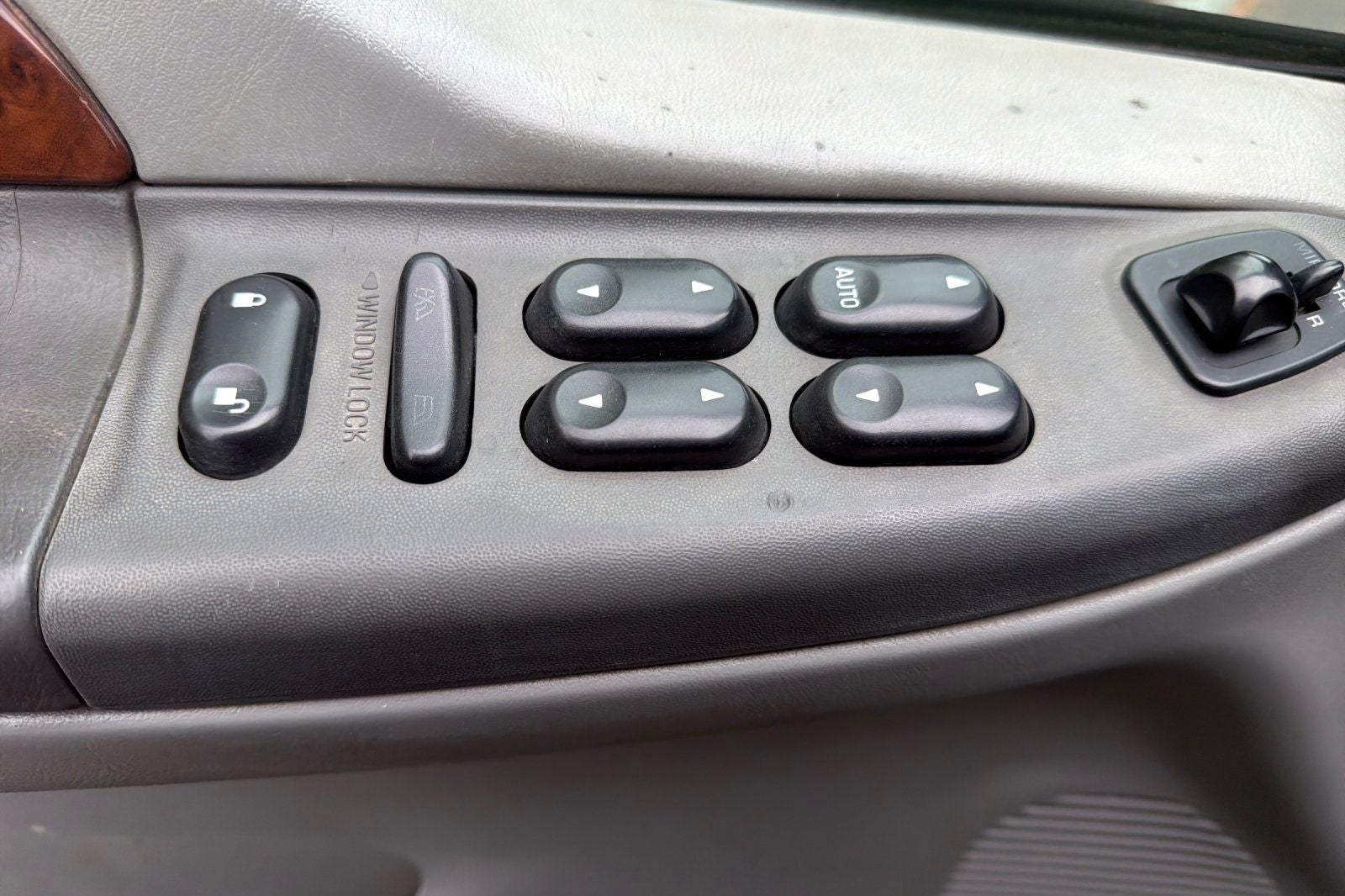 2004 Ford F-350SD Lariat