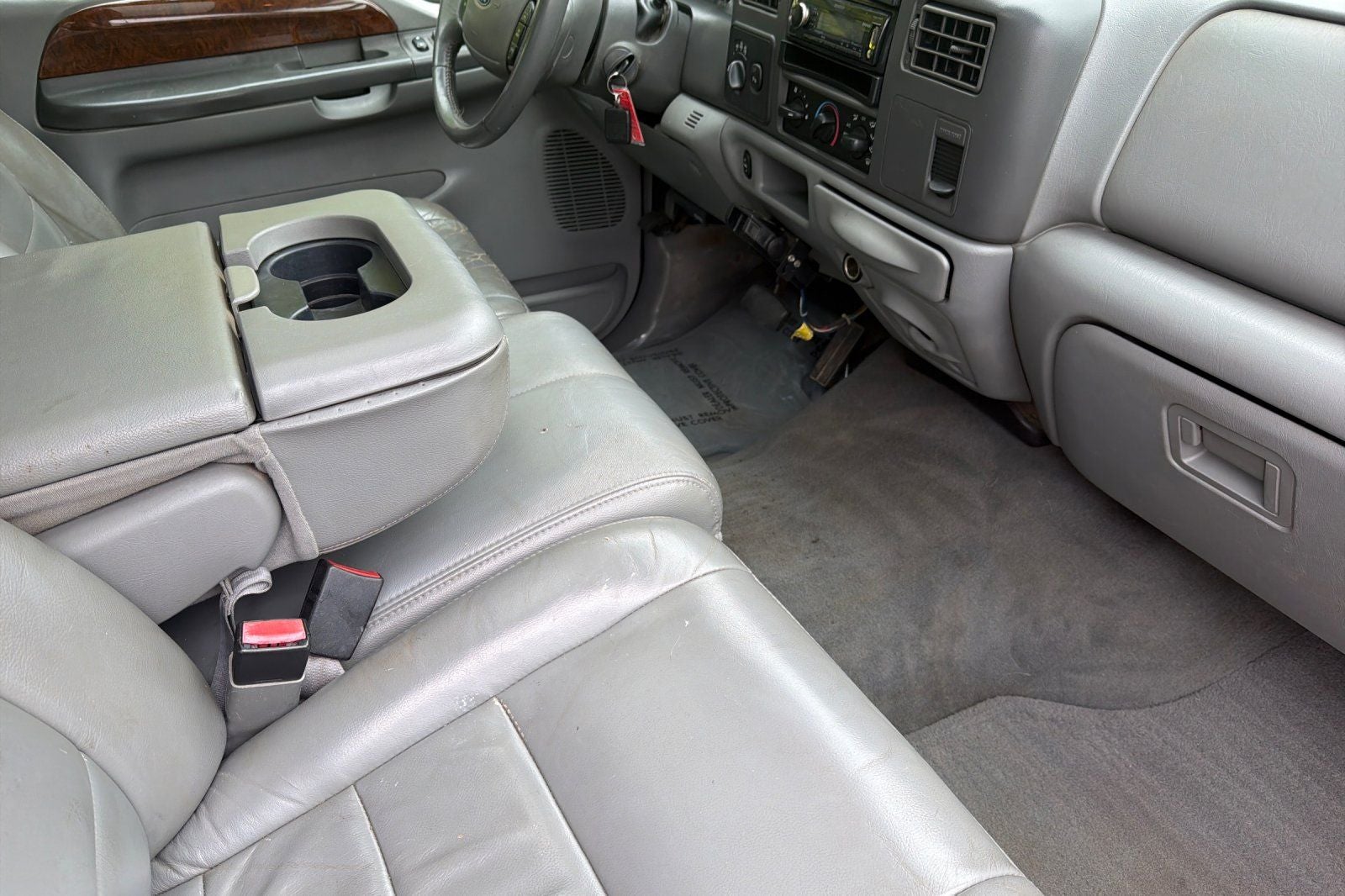 2004 Ford F-350SD Lariat